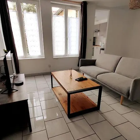 Spacieux T2 Proche Tribunaux *